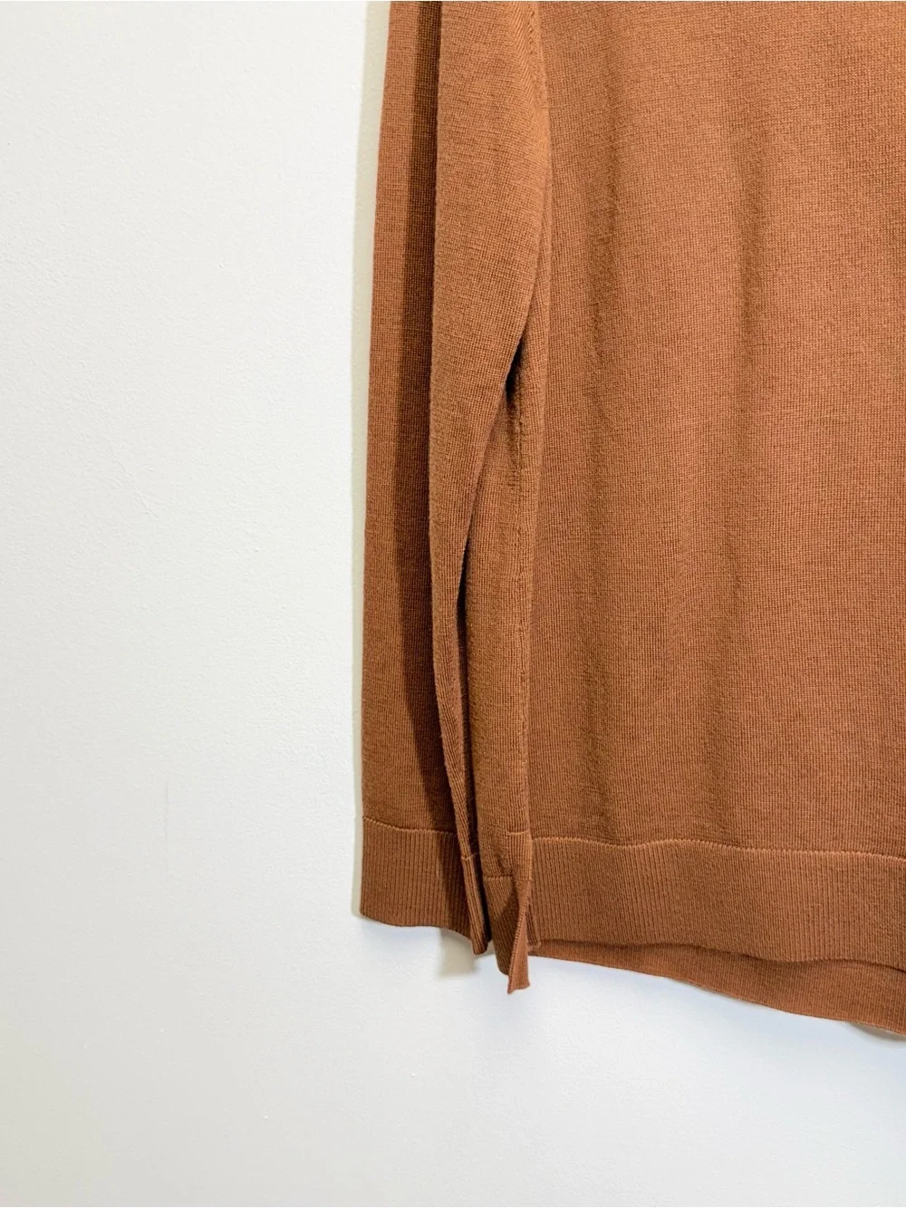NWT Banana Republic Brown Washable 100% Merino Crew-Neck Sweater Medium